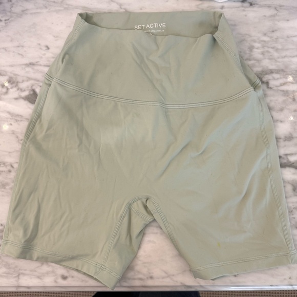 Set active Shorts - Picture 2 of 5